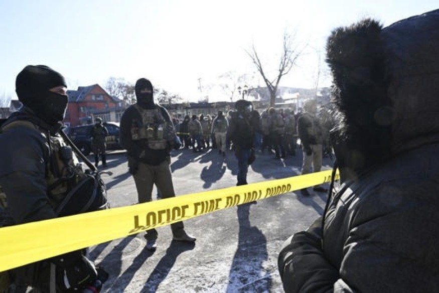 Federal Agents Fatally Shoot Man in Minneapolis as Tensions Rise